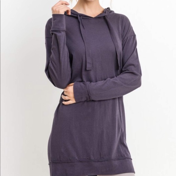 Mono B Triangle Cutout Pullover Hoodie NWT - Picture 2 of 3